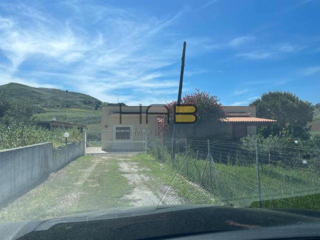 Via Luca Pagoto quadrilocale 100mq