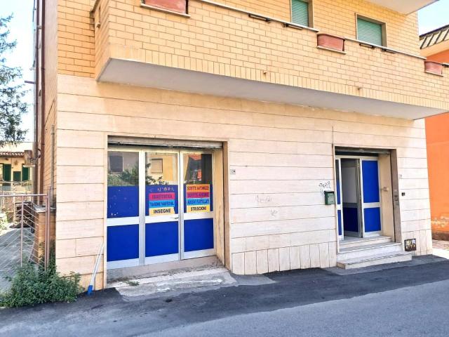 Via Luciano Manara trilocale 122mq