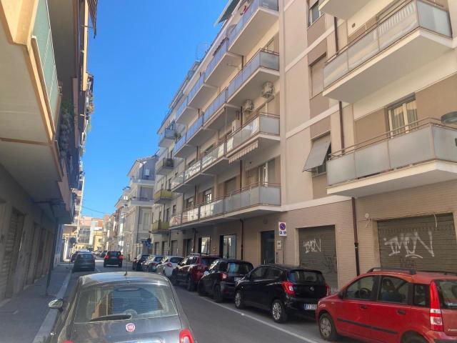 Via Ludovico Ariosto 49 7 vani 128mq