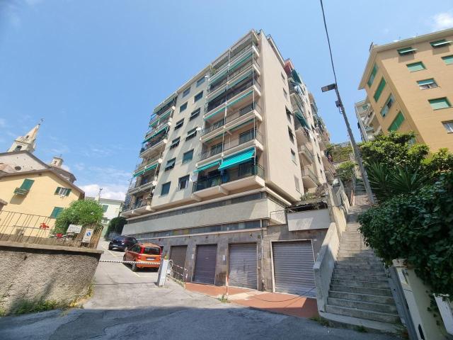 Via Ludovico Ariosto 5 vani 85mq
