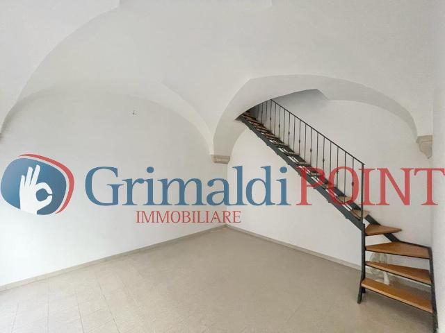 Via Luigi de Simone 3 bilocale 69mq