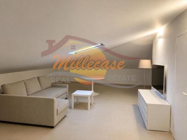 Via Luigi Maria Monti 7 vani 200mq