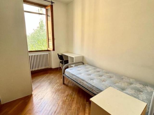 Via Lulli monolocale 15mq