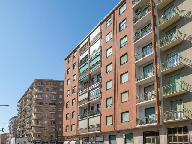 Via Monginevro 220 bilocale 68mq