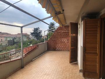via mons. sparano 21 quadrilocale 240mq
