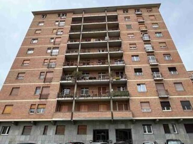 Via Monte Cristallo 8 5 vani 83mq