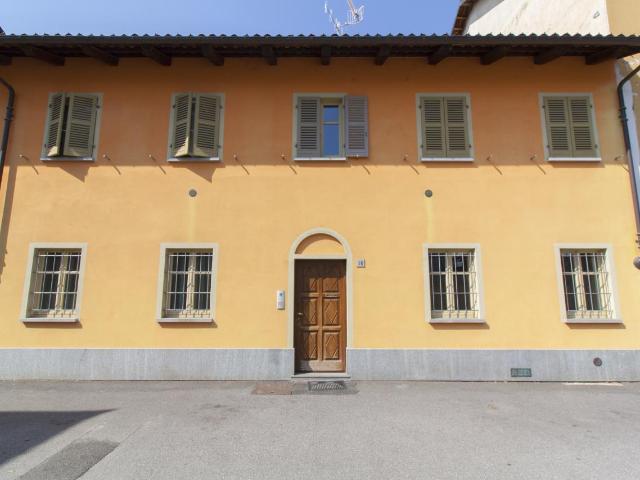 Via Monte di Pietà 16 67mq