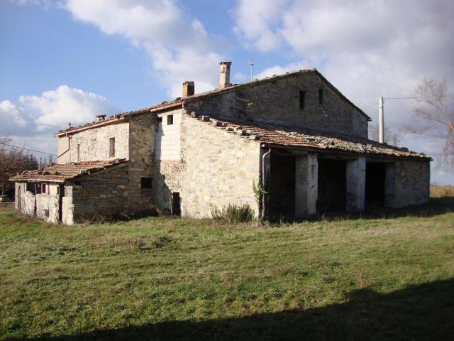 Via Monte San Giuseppe 156 10 vani 322mq