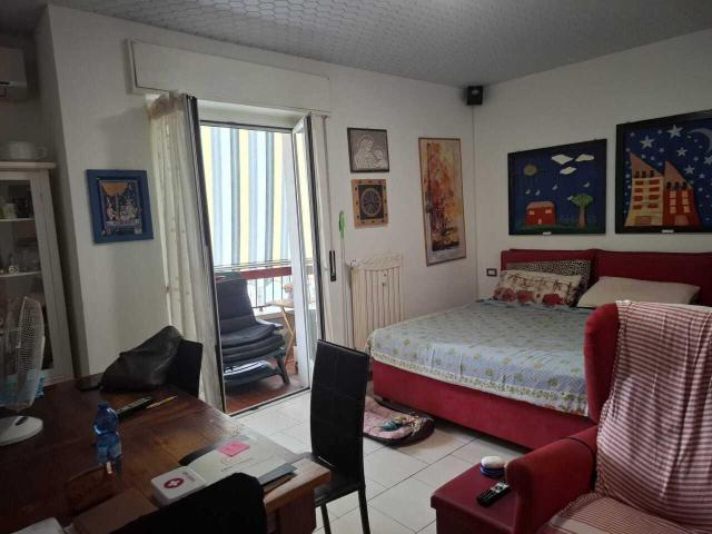 Via Monte Santo 86 monolocale 42mq