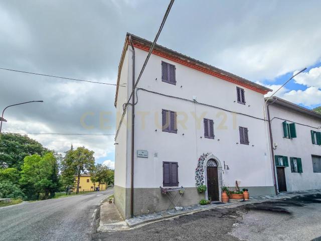 Via Monte Rosa 1 6 vani 140mq