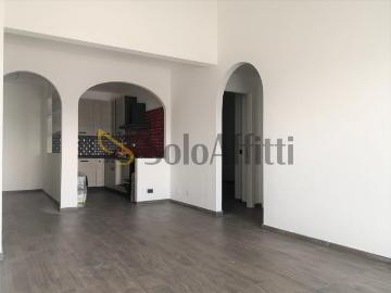 Via Montefiore trilocale 70mq