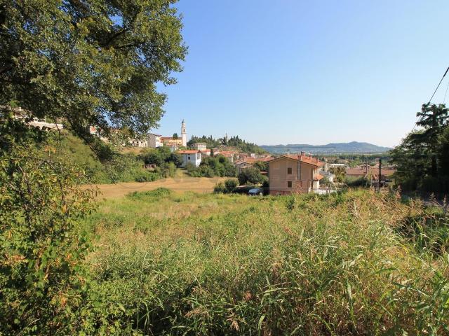 Via Montello 1 monolocale 2092mq