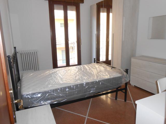 VIA MONTERUMICI AD.ZE: Quadrilocale arredato