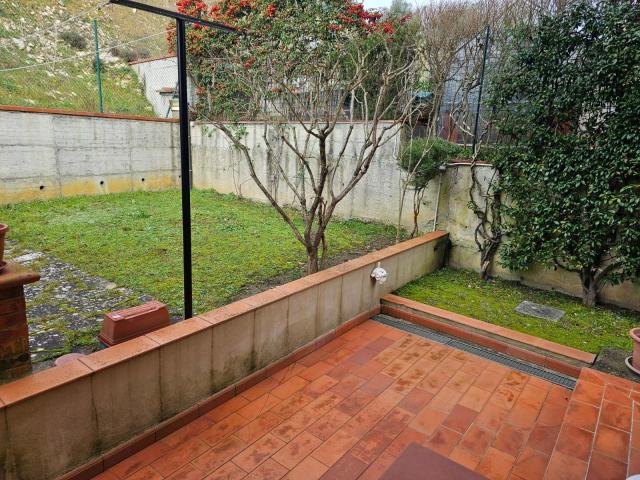 via montessori BOMBONE 6 vani 118mq