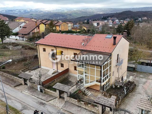 Via Madrd 14 vani 325mq