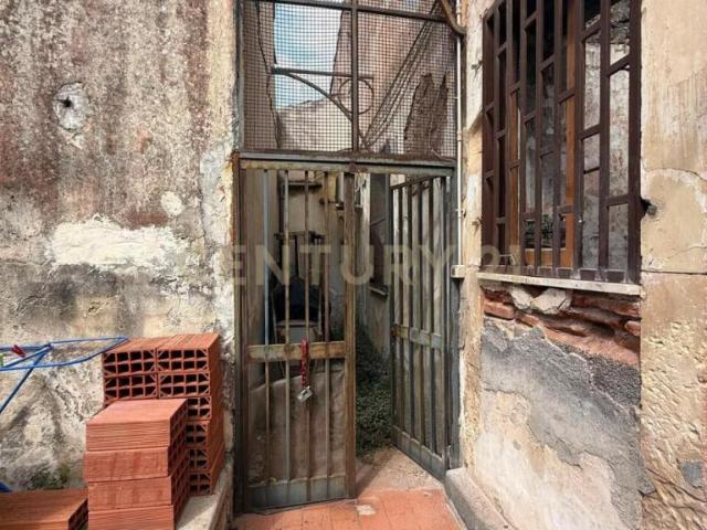 Via Marchese 11 bilocale 51mq