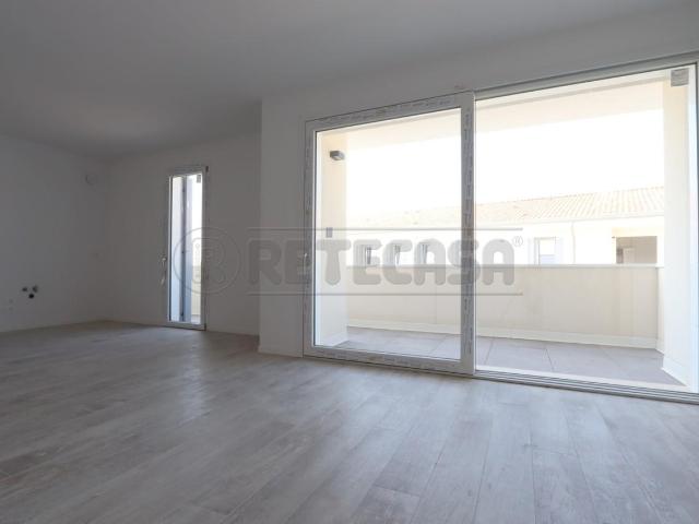 Via Marangoni 15 108mq