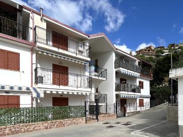 Via Marina di Pietragrande 12 quadrilocale 95mq