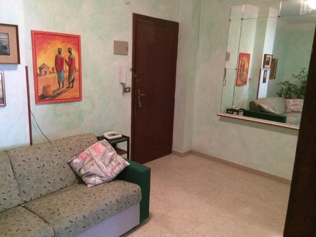 Via Martiri della Libertà 49 5 vani 150mq