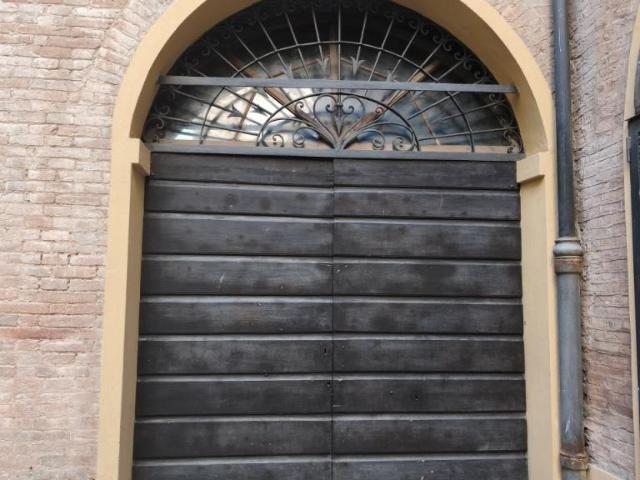Via Mascherella 21 monolocale 20mq