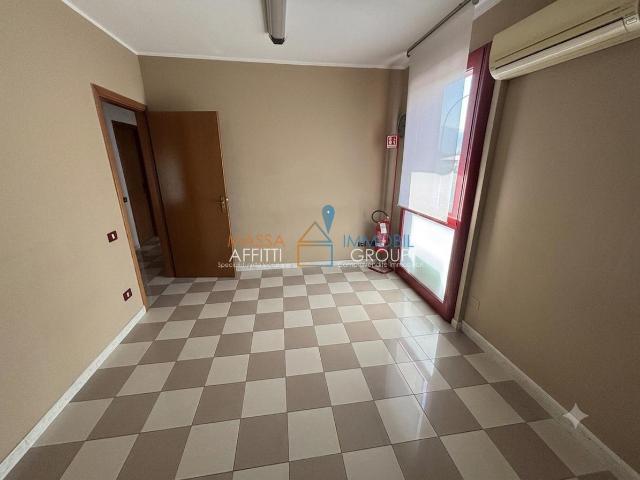 Via Massa Avenza 2 quadrilocale 60mq