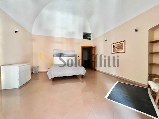Via Melo 59 1671 bilocale 65mq