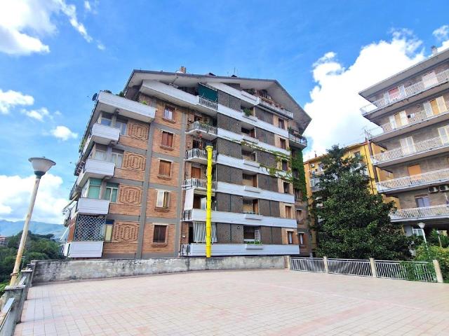 Via michele Pironti 1/B 8 vani 170mq