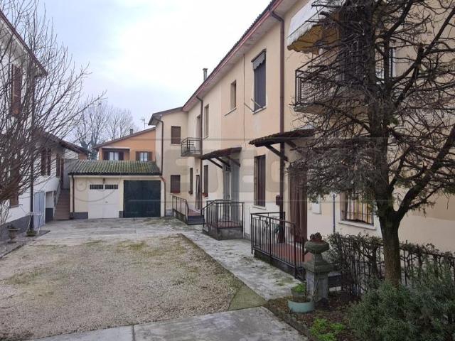 Via Naviglio 6 vani 158mq