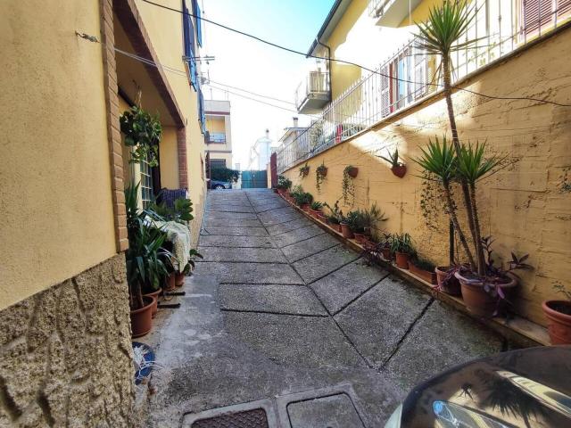 Via Nazario Sauro 39 monolocale 160mq