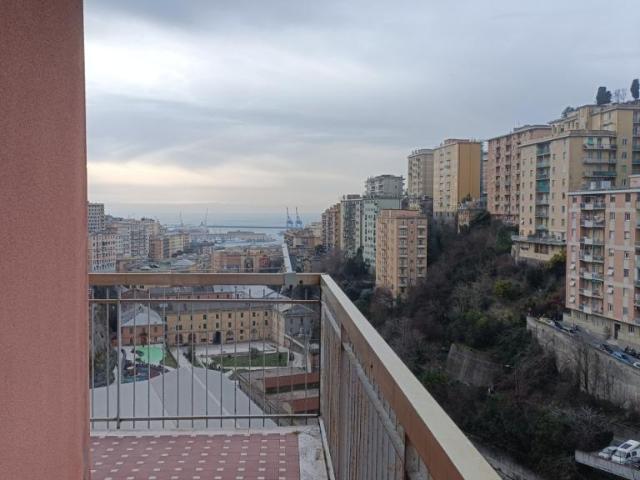 Via Napoli 66 7 vani 120mq