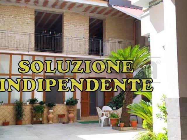 Via Nicola Gaglione 10 vani 400mq