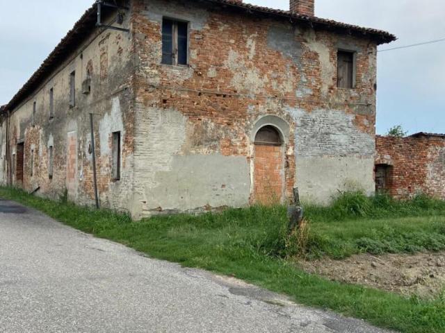 Via Nucleo Gambalone 1 15 vani 400mq