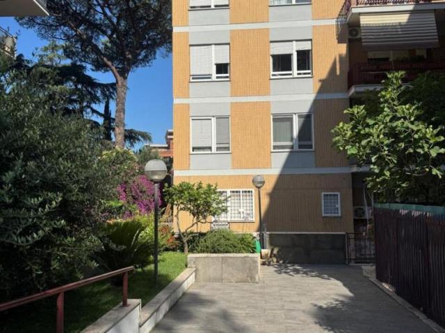 Via Sorelle Marchisio 5 vani 130mq
