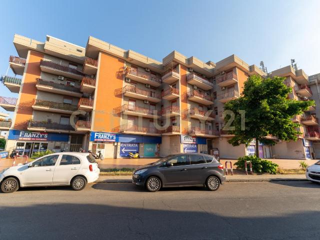 Via Saverio Fiducia 15 quadrilocale 111mq