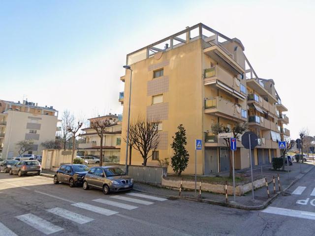 Via Salvatore Barzilai 26 quadrilocale 90mq