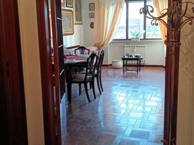 Via Salvatore Fitto 5 vani 150mq