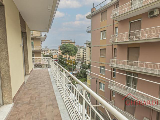 VIA SAMO 15 7 vani 123mq