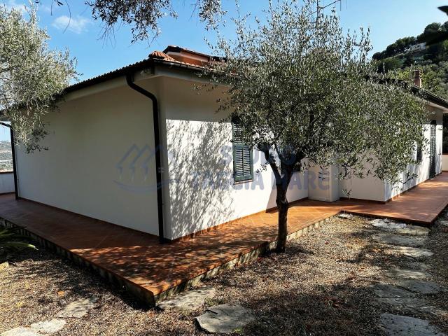 Via San´Agata quadrilocale 290mq