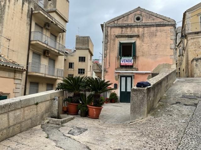 via san andrea 11 11 34 5 vani 100mq