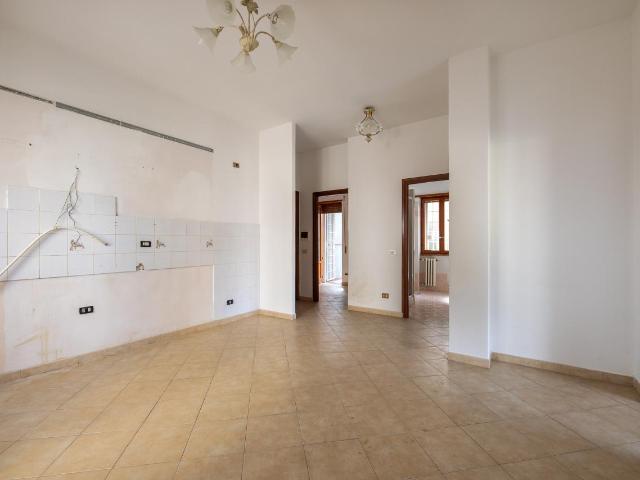 Via San Biagio Platani 55 vani 85mq