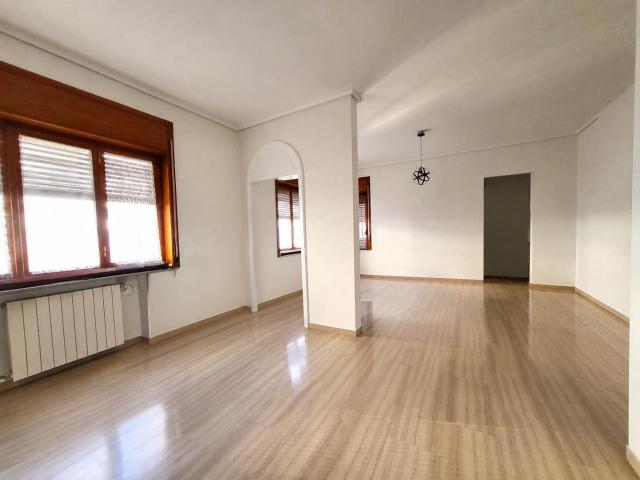 Via San Domenico 29 B quadrilocale 85mq