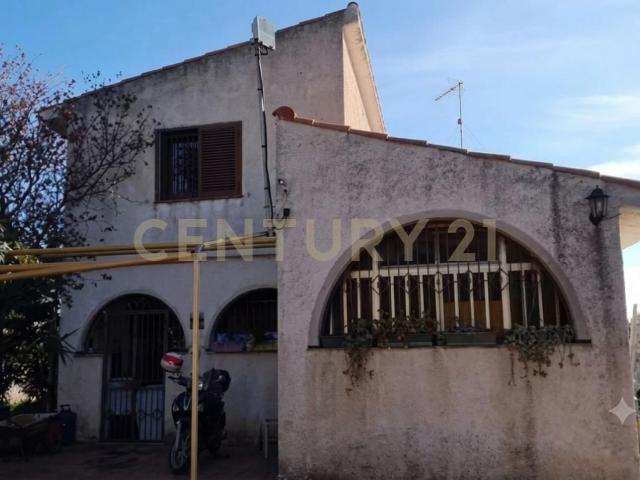 Via San Guglielmo Abate 13 5 vani 110mq