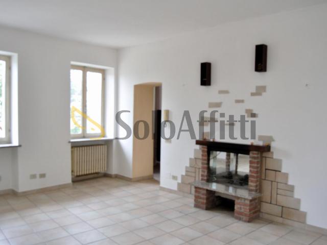 VIA SAN GIACOMO 5 trilocale 80mq