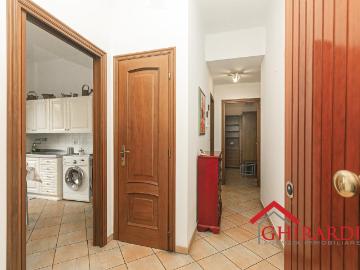 VIA SAN GIOVANNI BATTISTA 53 5 vani 65mq