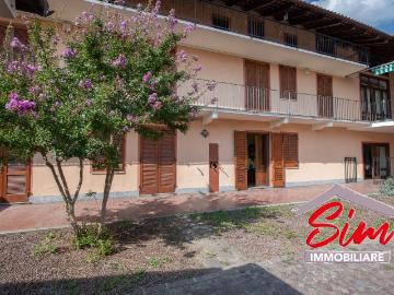 Via San Giuseppe 73B 7 vani 250mq