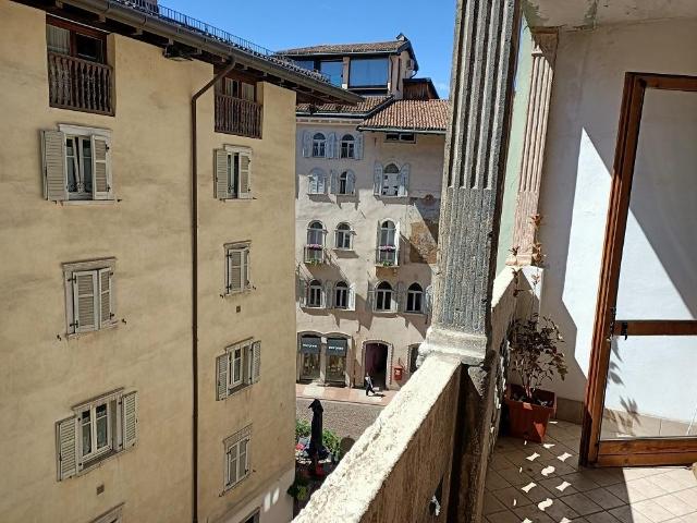 Via San Pietro 7 monolocale 30mq