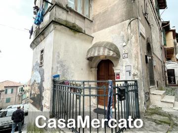 Via San Sebastiano trilocale 55mq