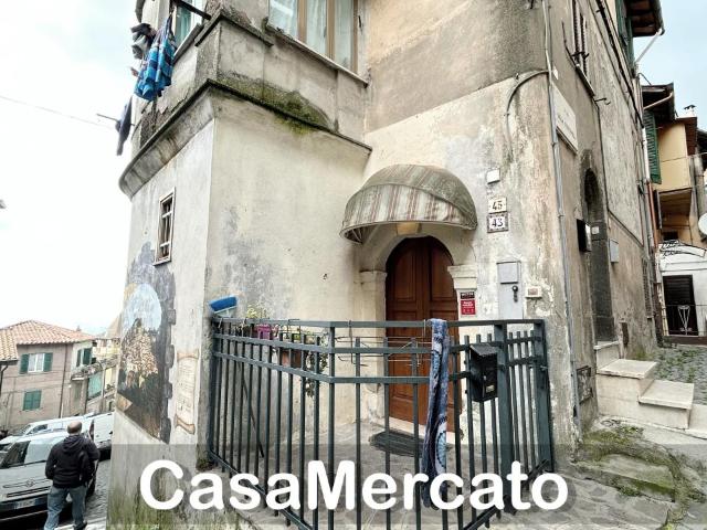 Via San Sebastiano trilocale 55mq