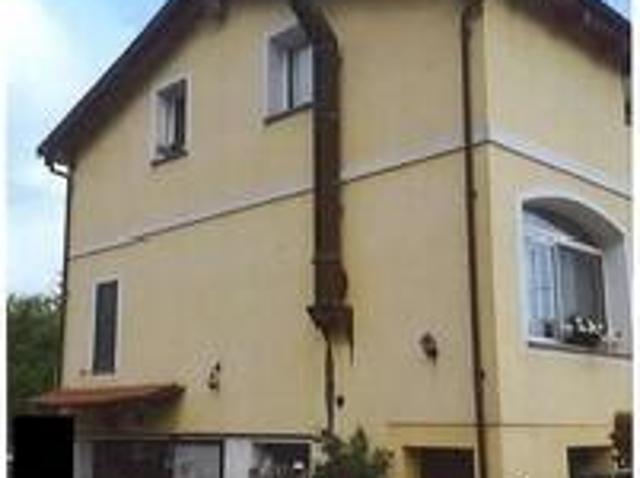 Via San Simone 6 8 vani 156mq