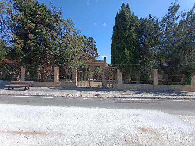 Via San Simone 79 7 vani 260mq